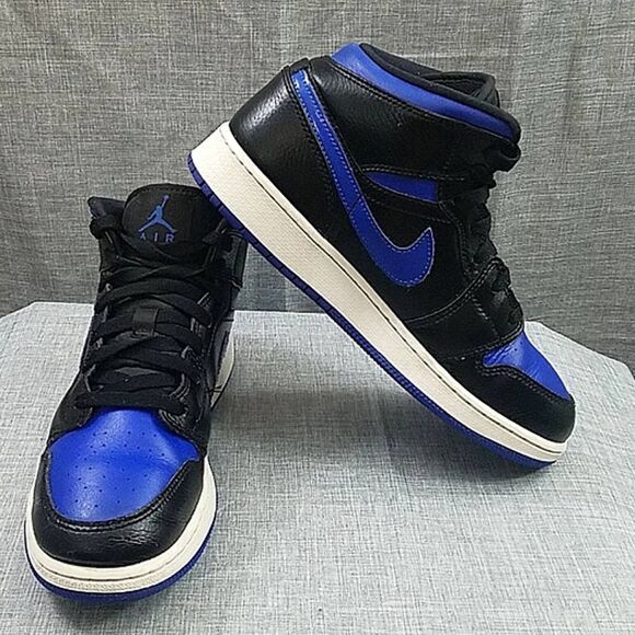 Nike Air Jordan Retro 1 mid hyper Royal Black 554725-068 youth SZ 6.5Y